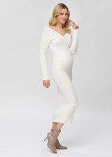 Strickkleid für Schwangere in off-white auch fürs Standesamt geeignet. Das Kleid ist knöchellang.