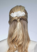 Braut-Haarkamm Stoffblumen & Perlen elfenbein | Poirier